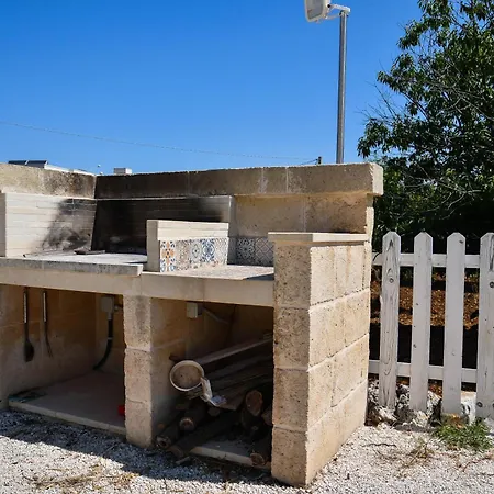 Bed & Breakfast Trulli Donna Isabella Locorotondo
