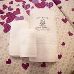 Trulli Donna Isabella לינה וארוחת בוקר 4*