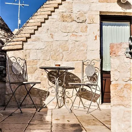 Trulli Donna Isabella Locorotondo