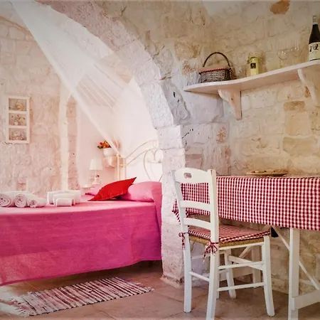 Bed & Breakfast Trulli Donna Isabella 3*
