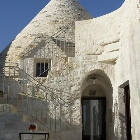 Trulli Donna Isabella 4* Locorotondo
