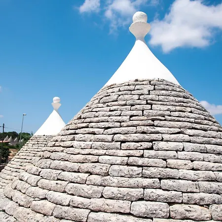 Trulli Donna Isabella 4*