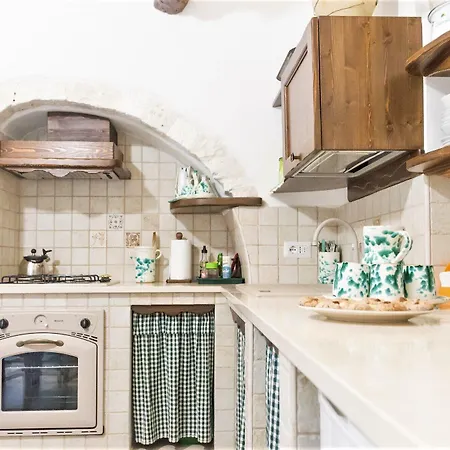 Trulli Donna Isabella Alojamento de Acomodação e Pequeno-almoço