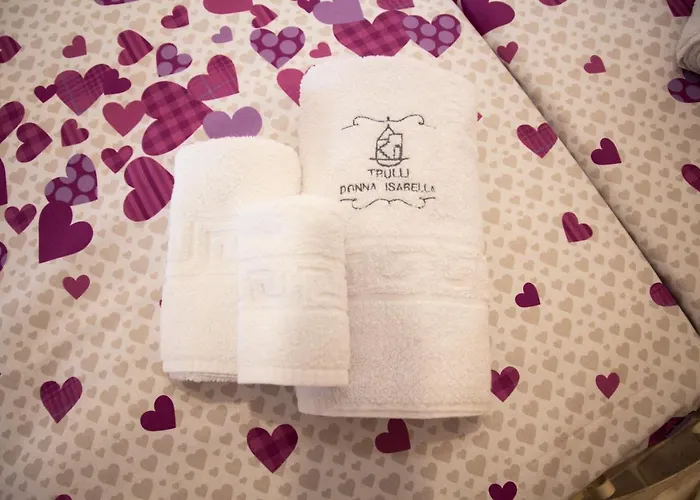 Trulli Donna Isabella Bed and Breakfast 4*