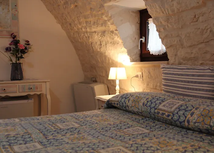 Trulli Donna Isabella Bed and breakfast 4*