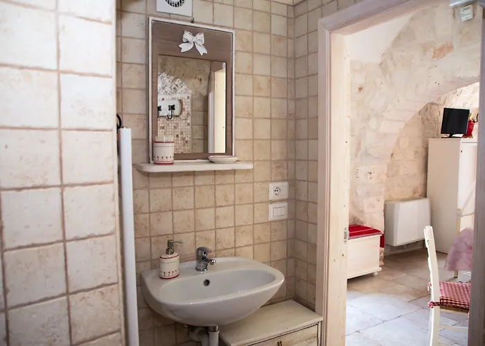Trulli Donna Isabella Bed and breakfast 4*